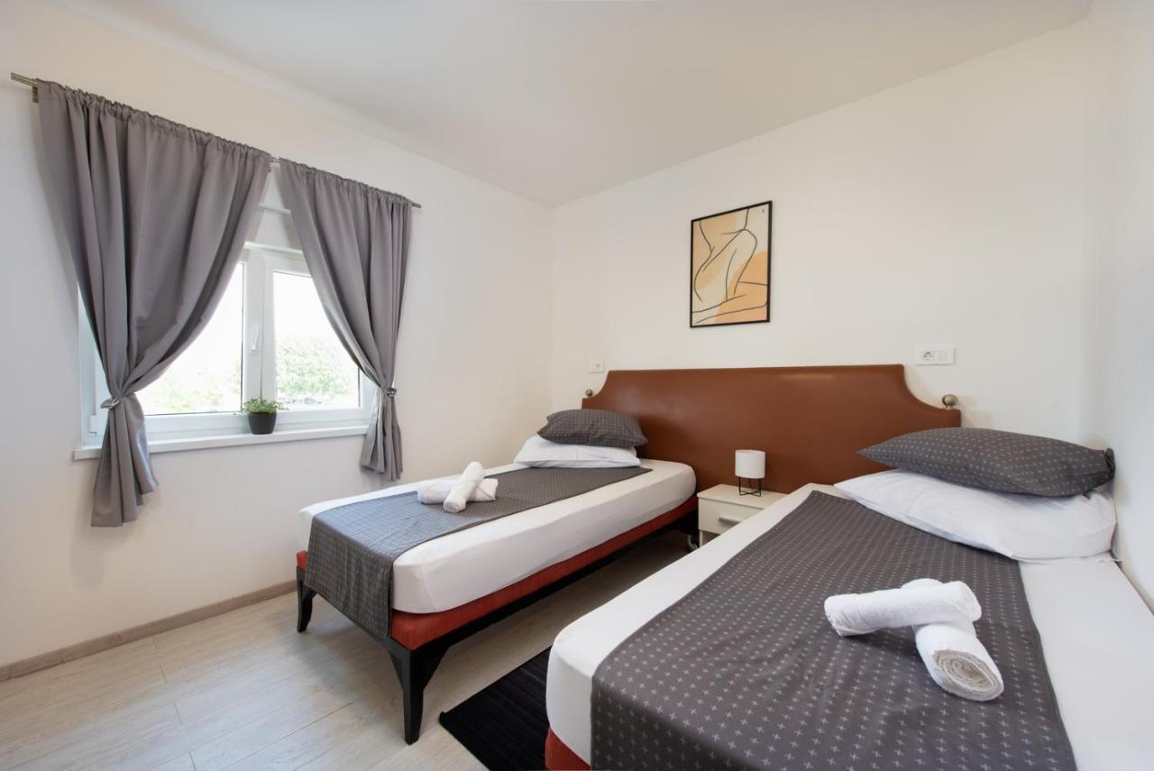 Hotel Potpićan المظهر الخارجي الصورة